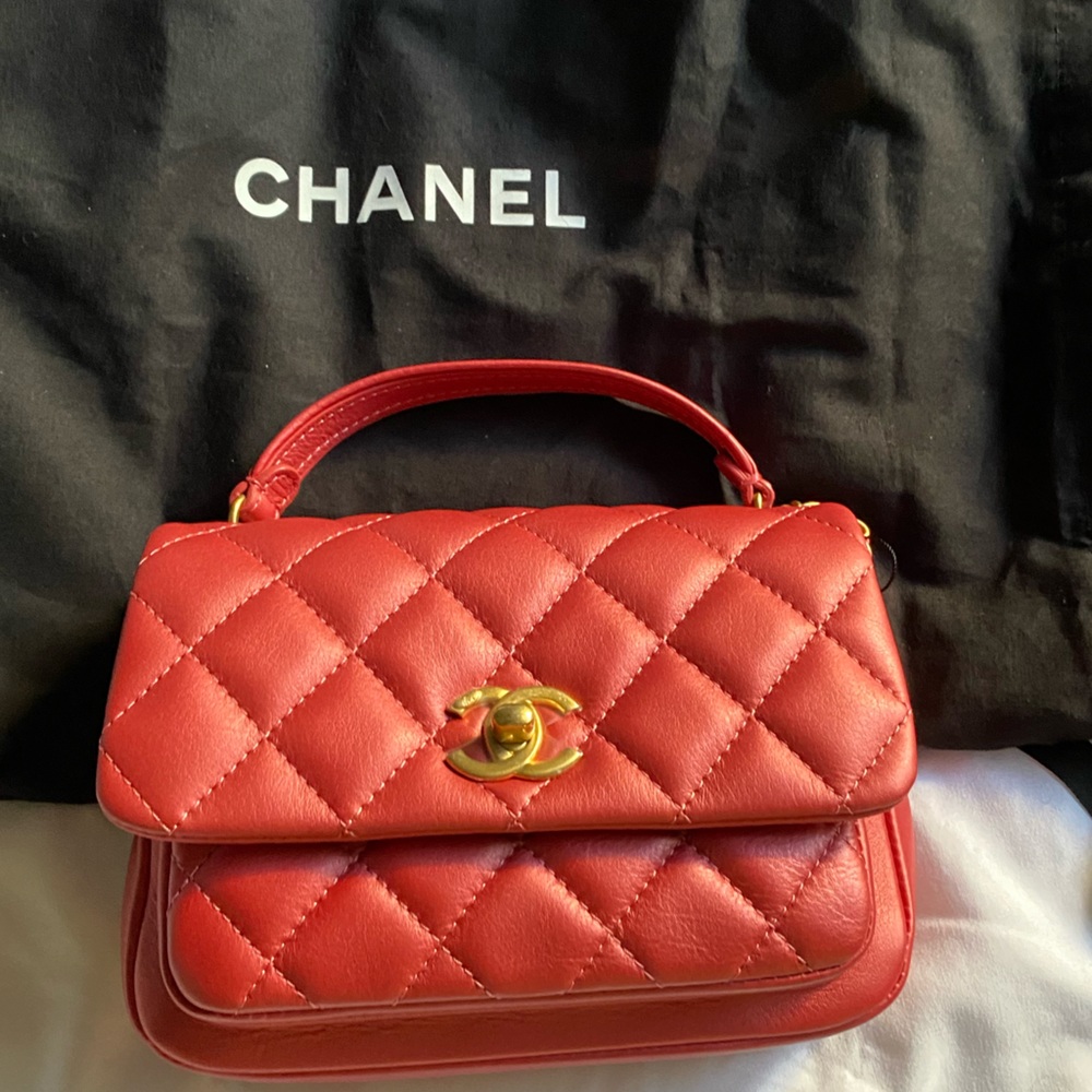 Pink Chanel - Picture 9 of 13